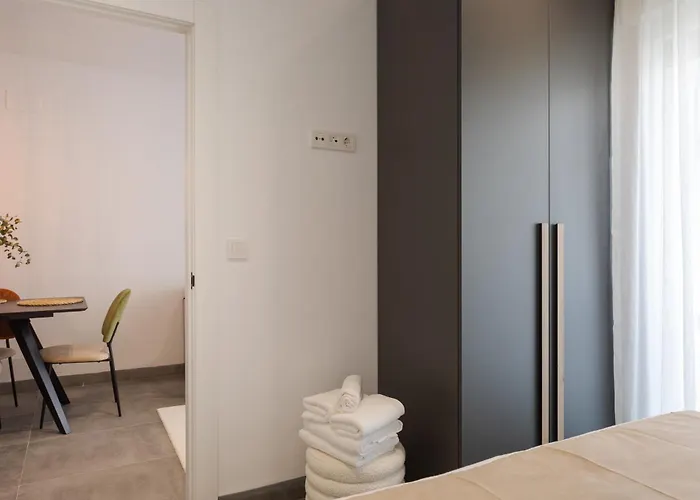 Daire Edificio Botanica Centro By Renthas